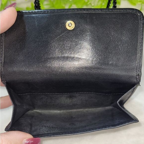 Authentic Gucci Black Lambskin Leather & Bamboo Compact Wallet - Picture 10 of 17